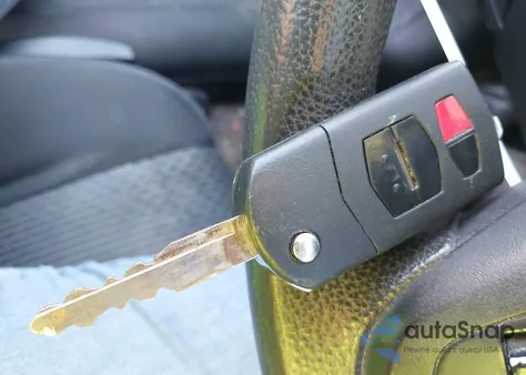 2011 Mazda Mazda6 I Sport z USA, uszkodzony, nr VIN 1YVHZ8BH8B5M07851